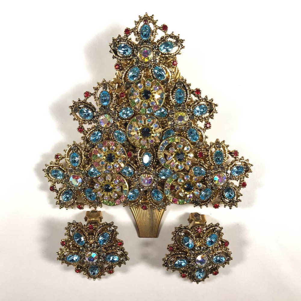 SET of Christmas Tree Brooch and Earrings Suite.